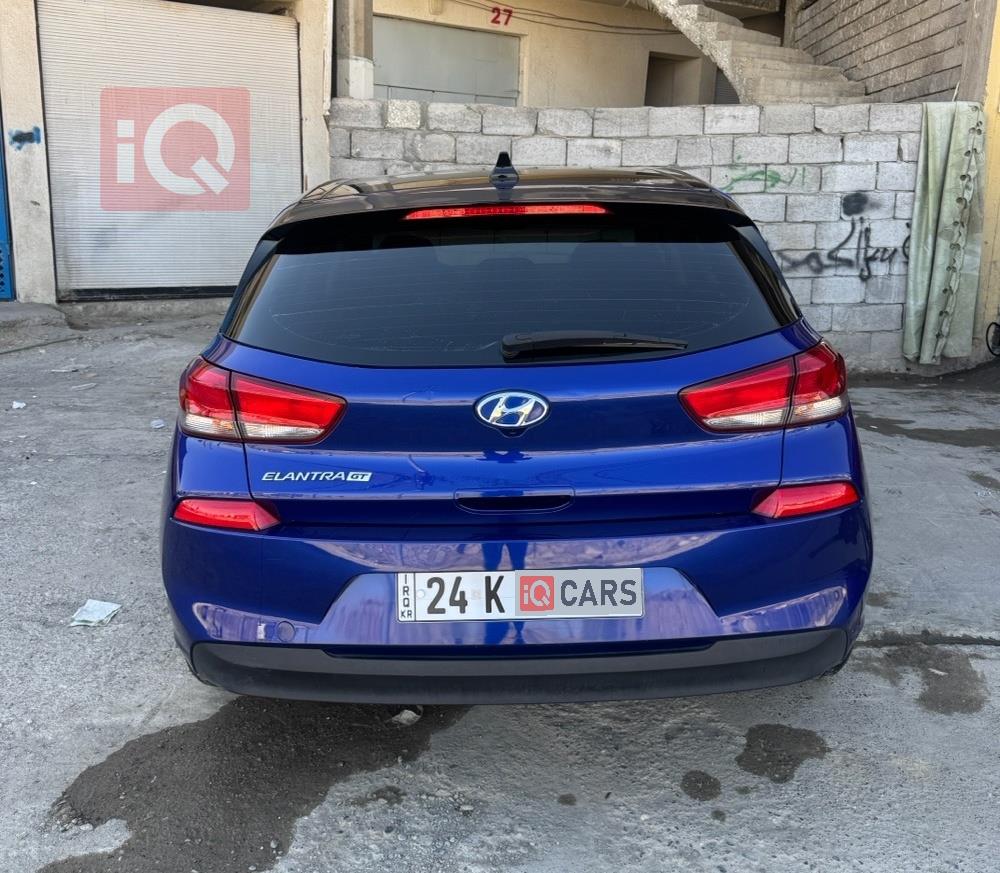 هیوندای ئەلەنترا